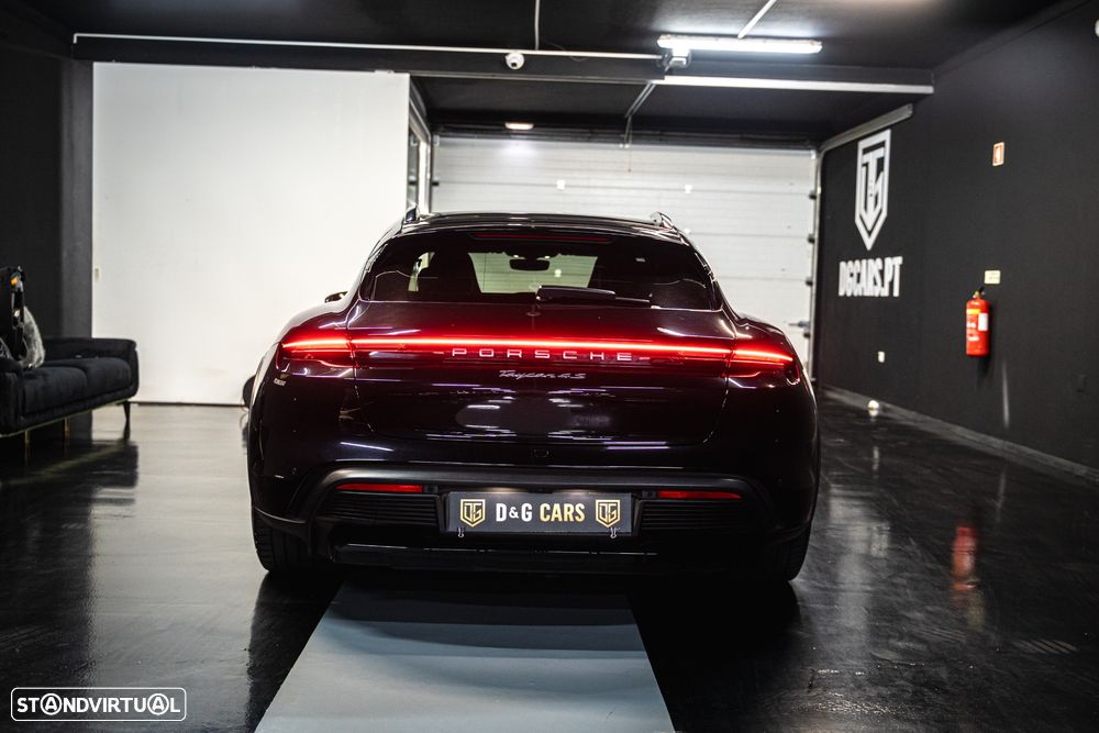 Porsche Taycan Cross Turismo 4S - 25