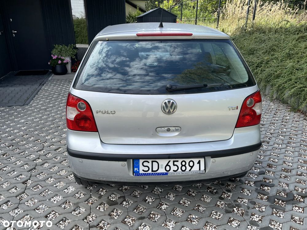 Volkswagen Polo 1.4 TDI Comfortline - 2