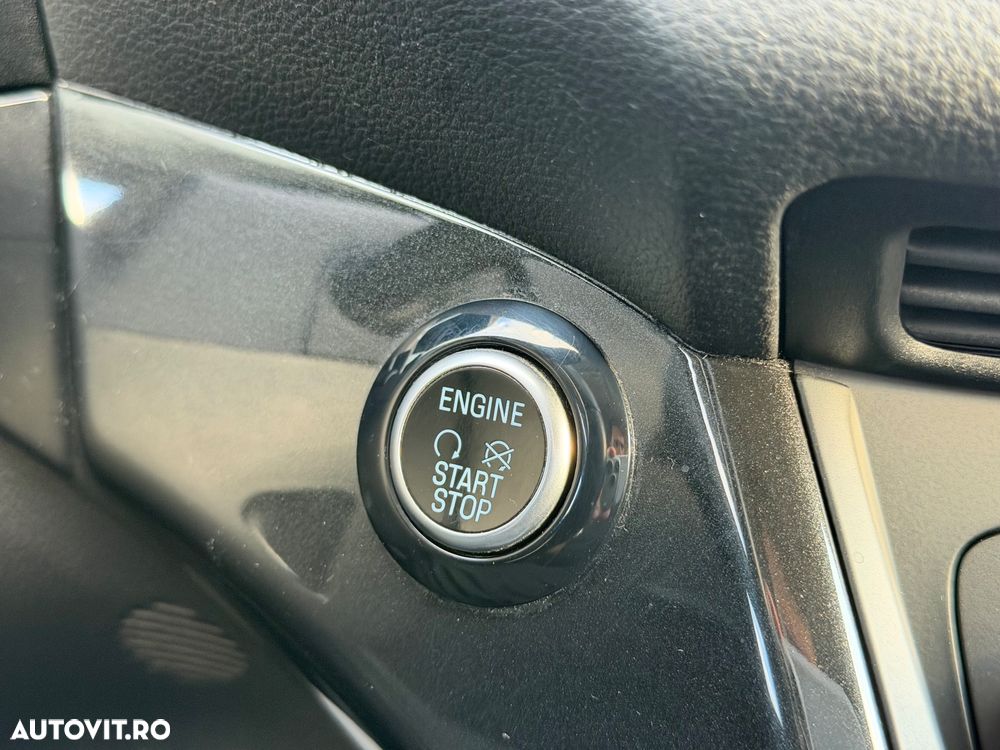 Ford Kuga 1.5 EcoBoost TITANIUM - 29