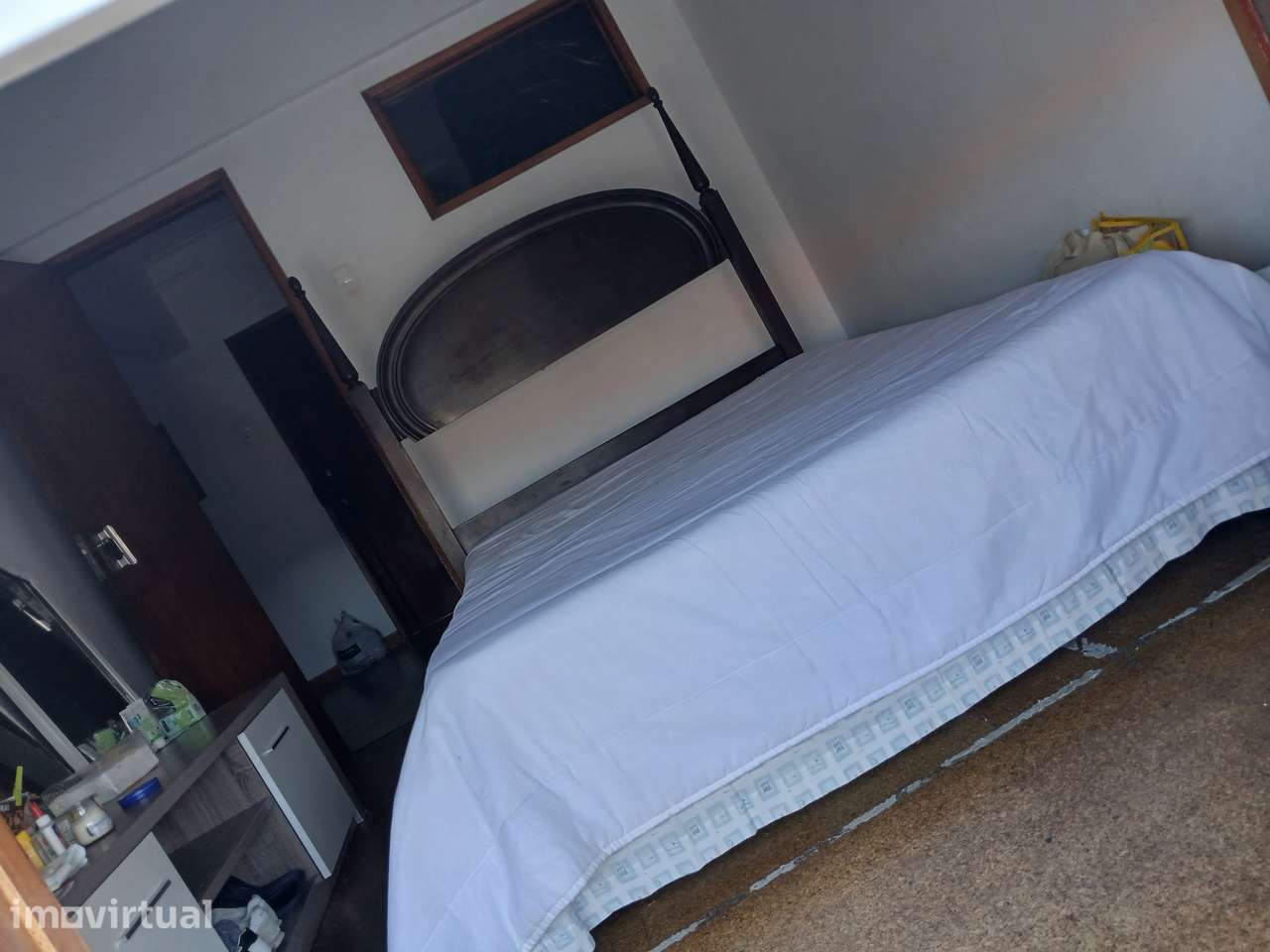 Quarto Individual Mobiliado no Entroncamento - Grande imagem: 3/3