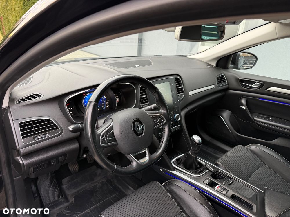 Renault Megane ENERGY dCi 130 BOSE EDITION - 9