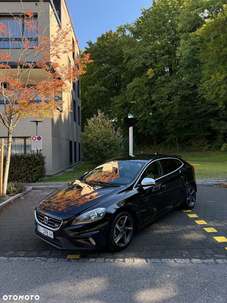 Volvo V40 D3 Momentum - 1
