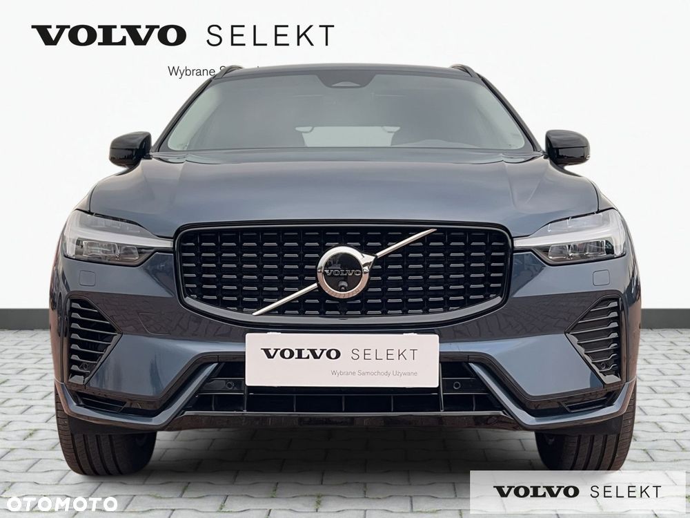 Volvo XC 60 T6 Plug-In Hybrid AWD Plus Dark - 3