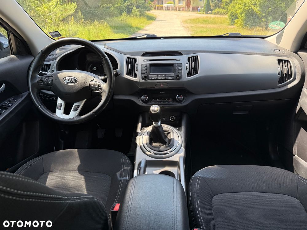 Kia Sportage 1.7 CRDI 2WD Dream-Team Edition - 11