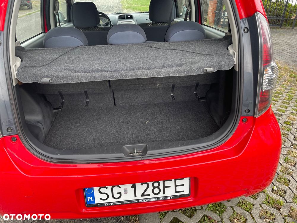 Daihatsu Sirion 1.3 - 7