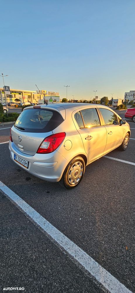 Opel Corsa 1.2i Enjoy - 3