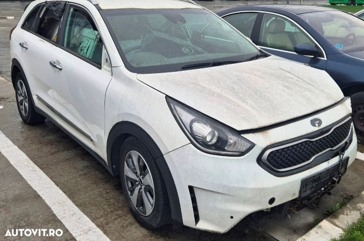 Kia Niro Plug-In Hybrid - 1