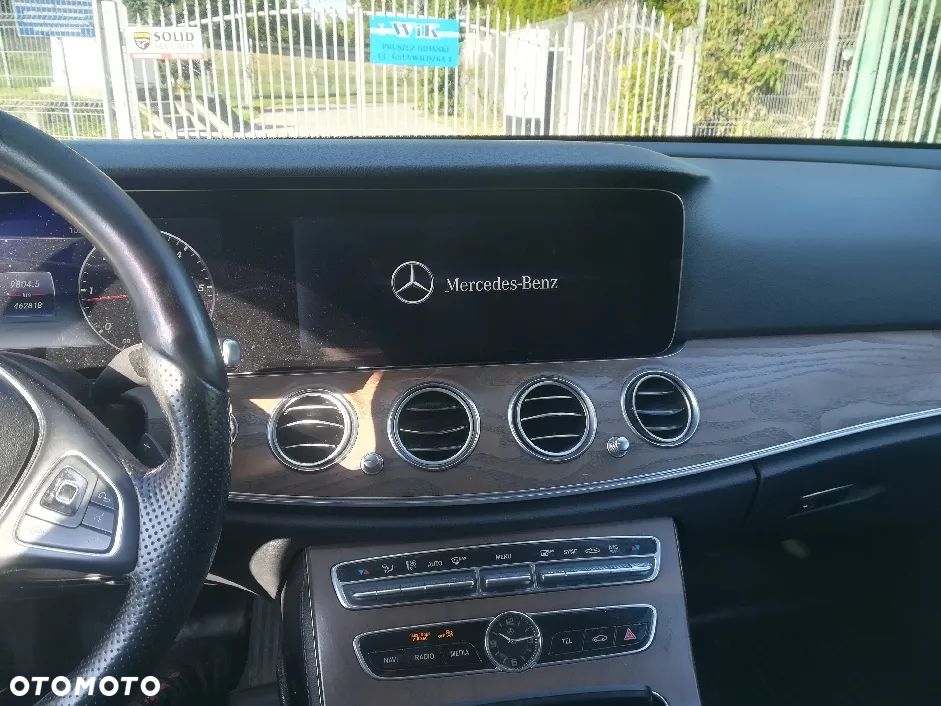 Mercedes-Benz Klasa E 200 d 9G-TRONIC - 9