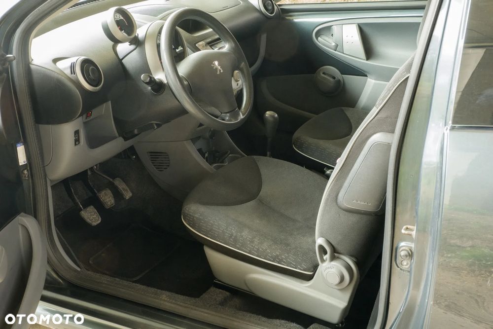 Peugeot 107 70 Urban Move - 13