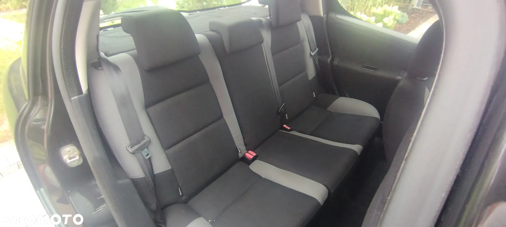 Peugeot 207 1.4 16V Trendy - 9