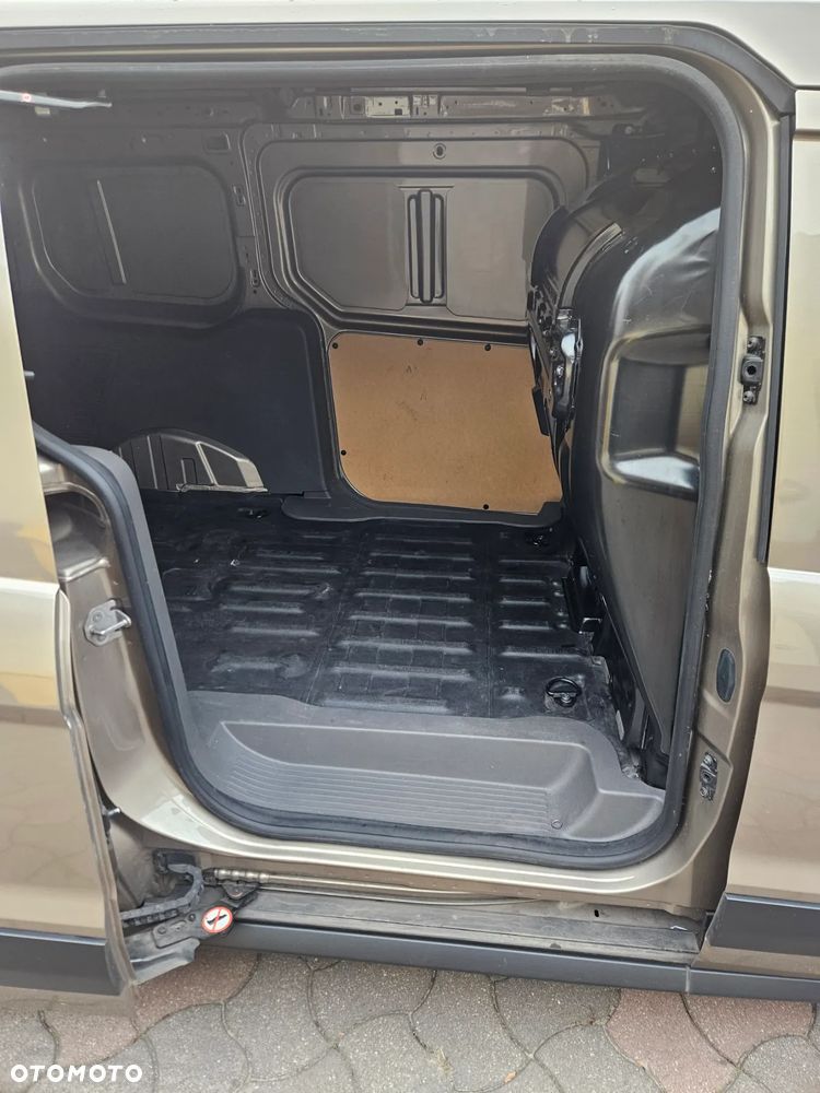 Ford Transit Connect L2 - 13
