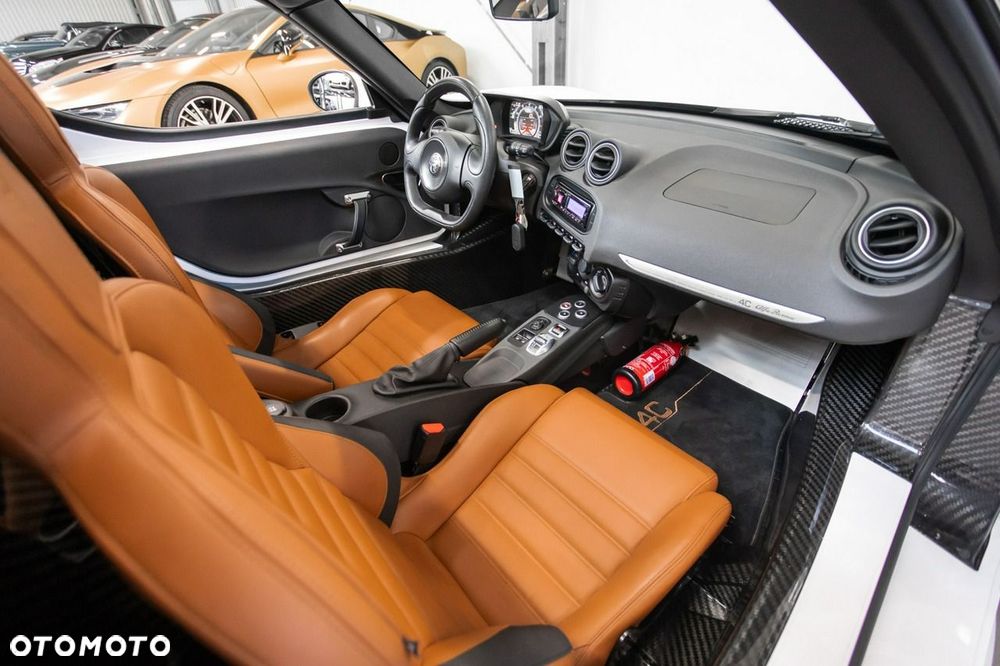 Alfa Romeo 4C - 25