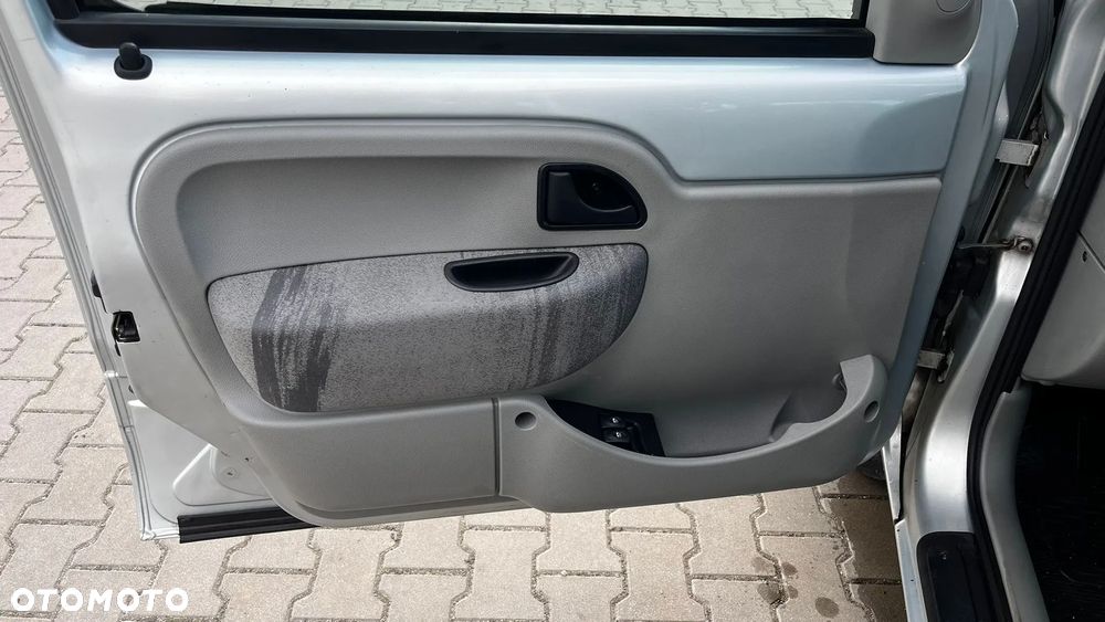 Renault Kangoo 1.6 16V Edition - 15