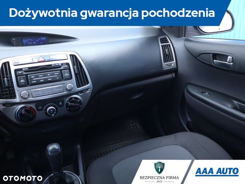 Hyundai i20 - 10
