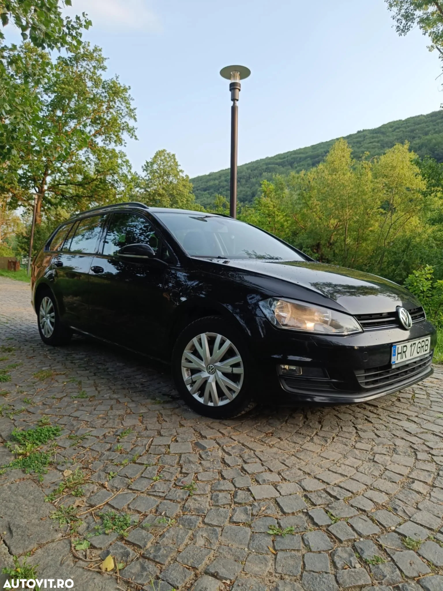 Volkswagen Golf 1.6 BlueTDI Comfortline - 9
