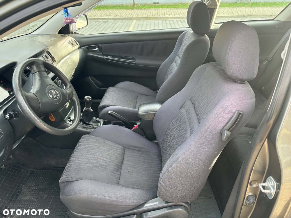 Toyota Corolla 1.4 - 17