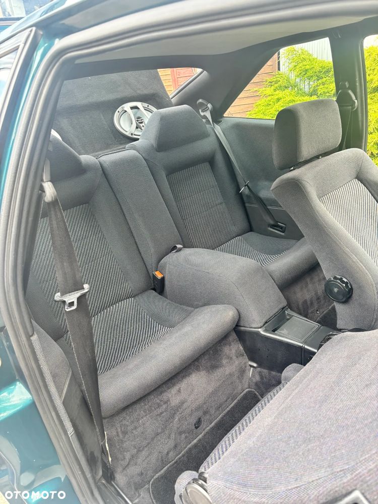 Volkswagen Corrado 2.9 VR6 - 6
