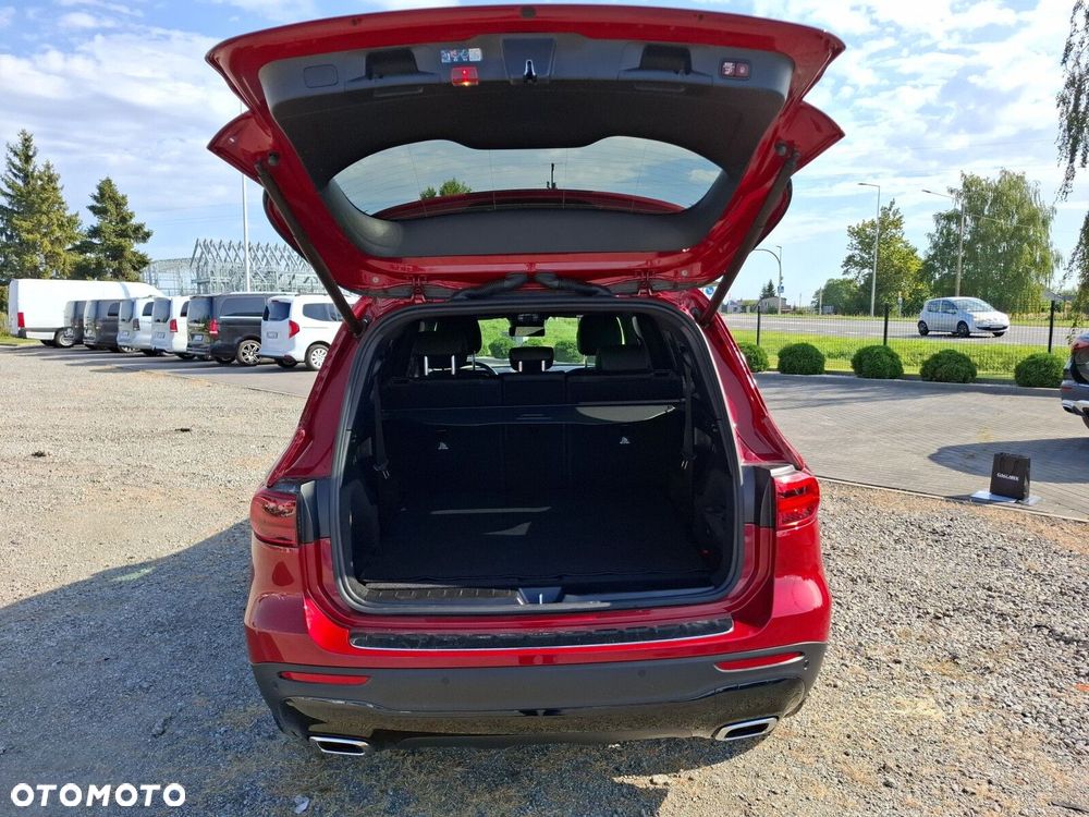 Mercedes-Benz GLB - 18