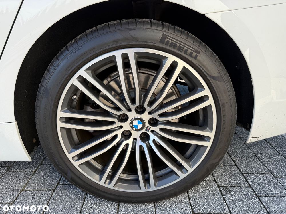 BMW Seria 5 520d xDrive M Sport sport - 7