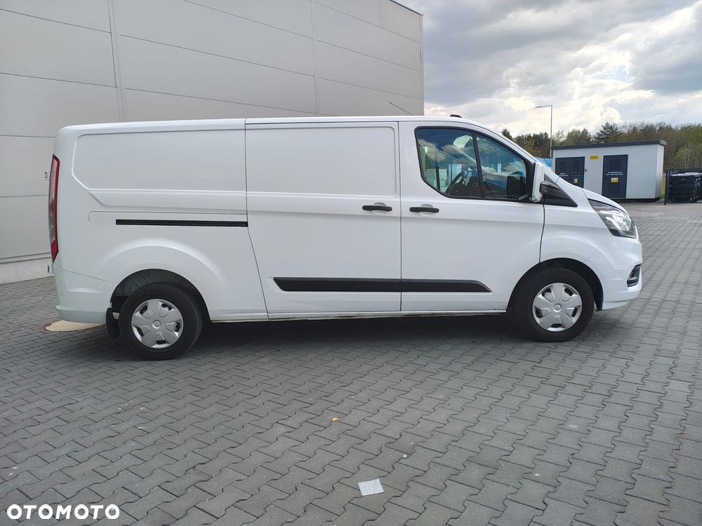 Ford TRANSIT CUSTOM - 25