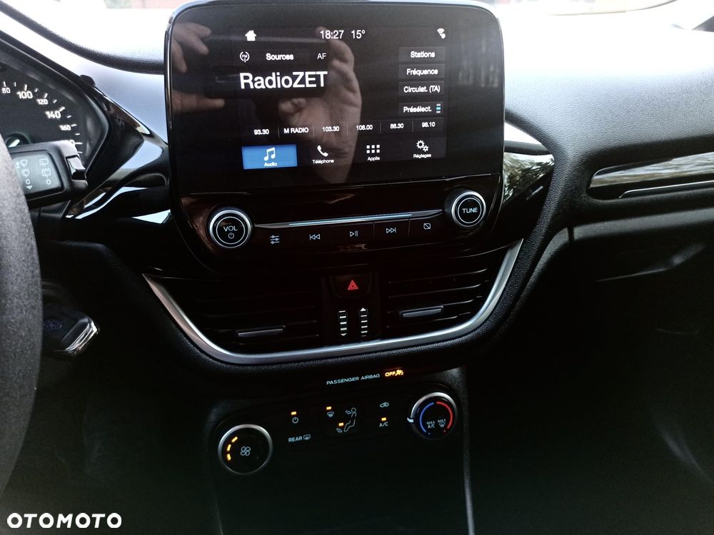 Ford Fiesta 1.0 EcoBoost S&S ACTIVE COLOURLINE - 23