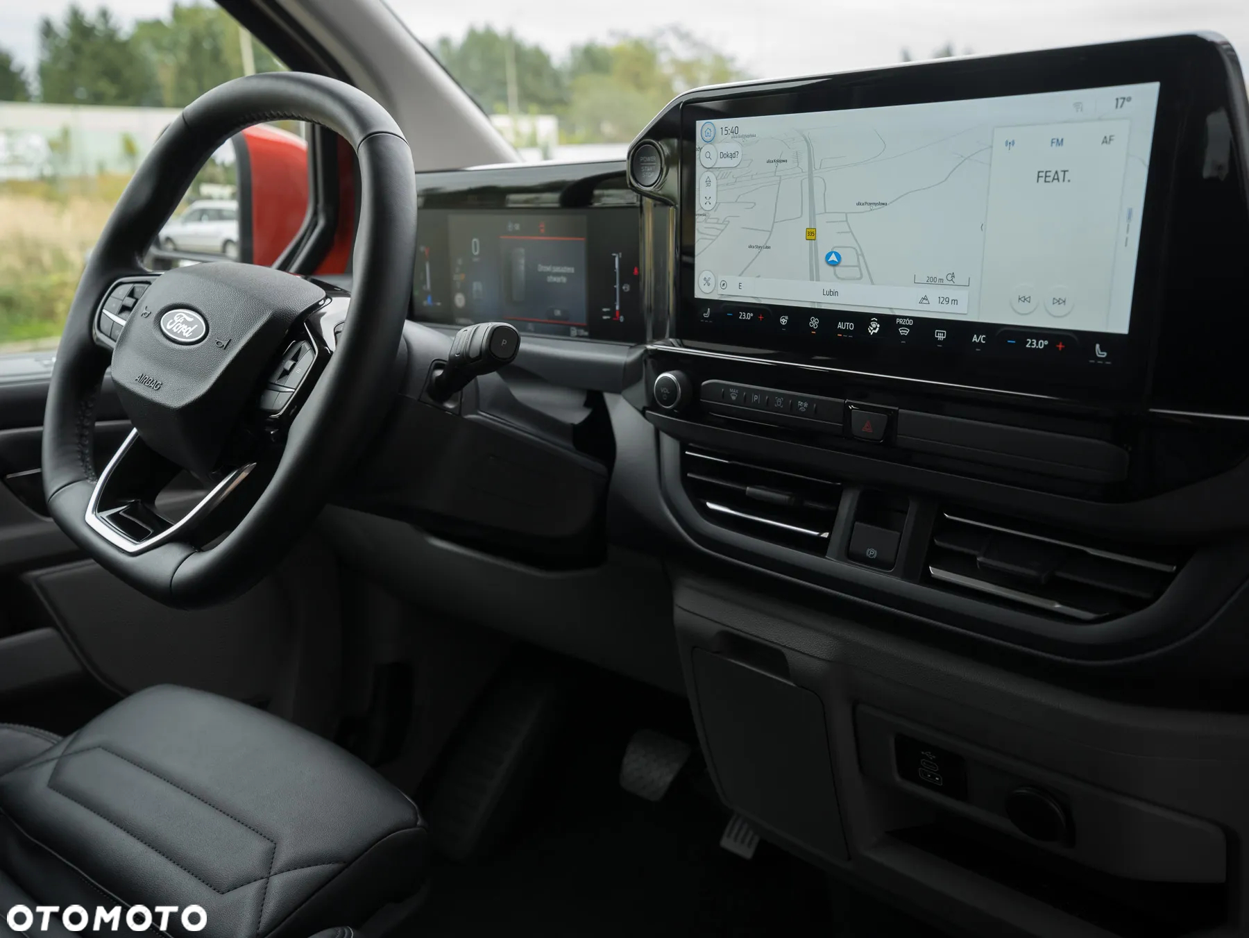 Ford Tourneo Custom 320 L2H1 4x4 Autm TitaniumX - 28