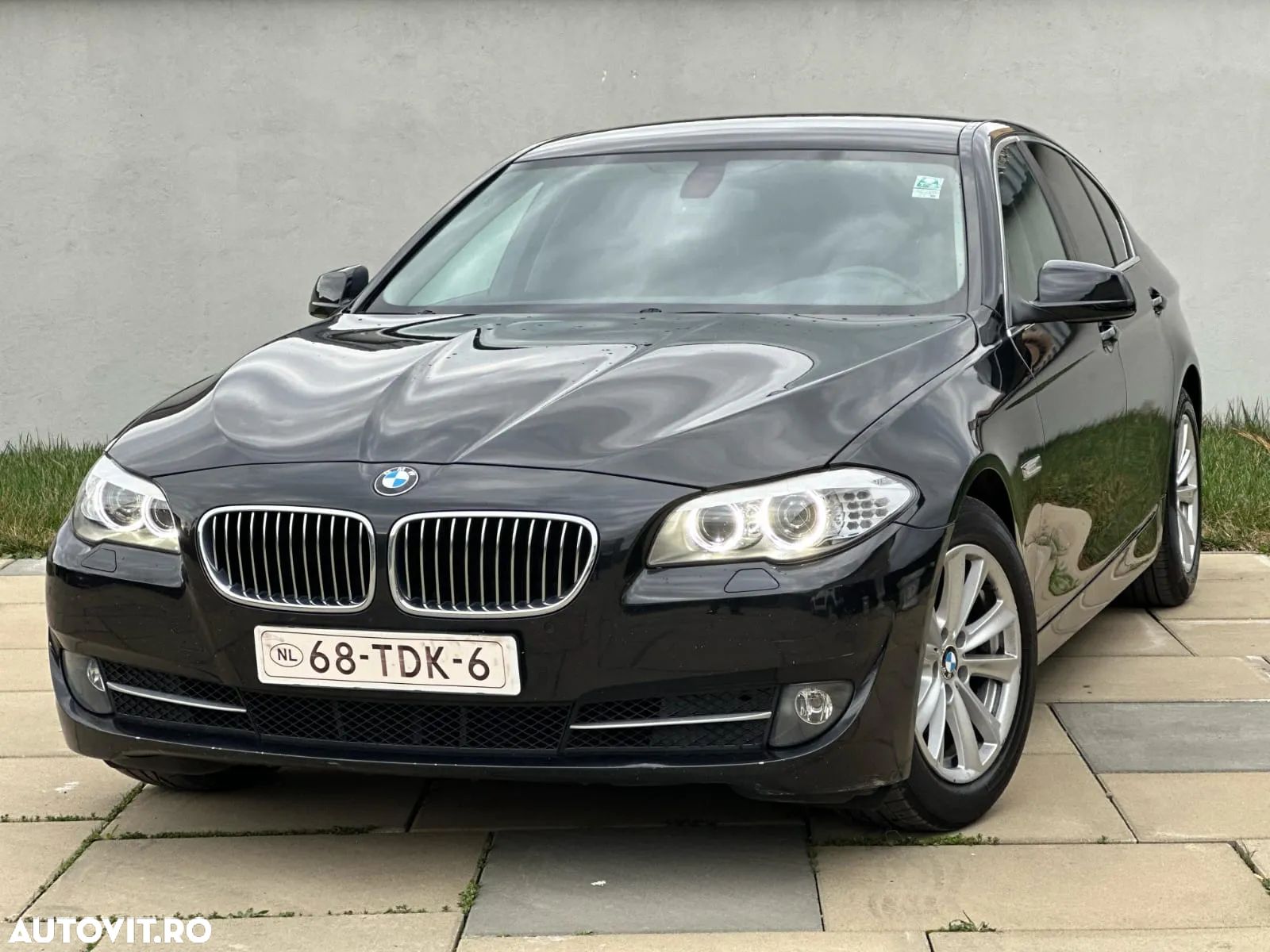 BMW Seria 5 520d Aut. - 1