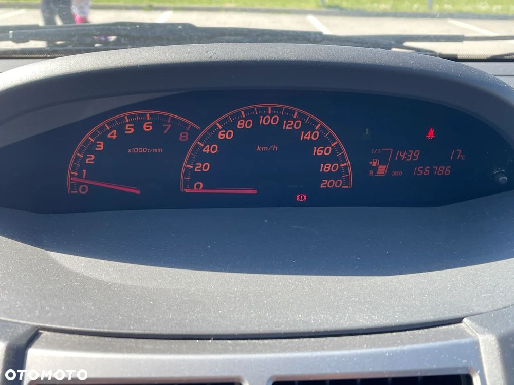 Toyota Yaris 1.33 Premium - 10