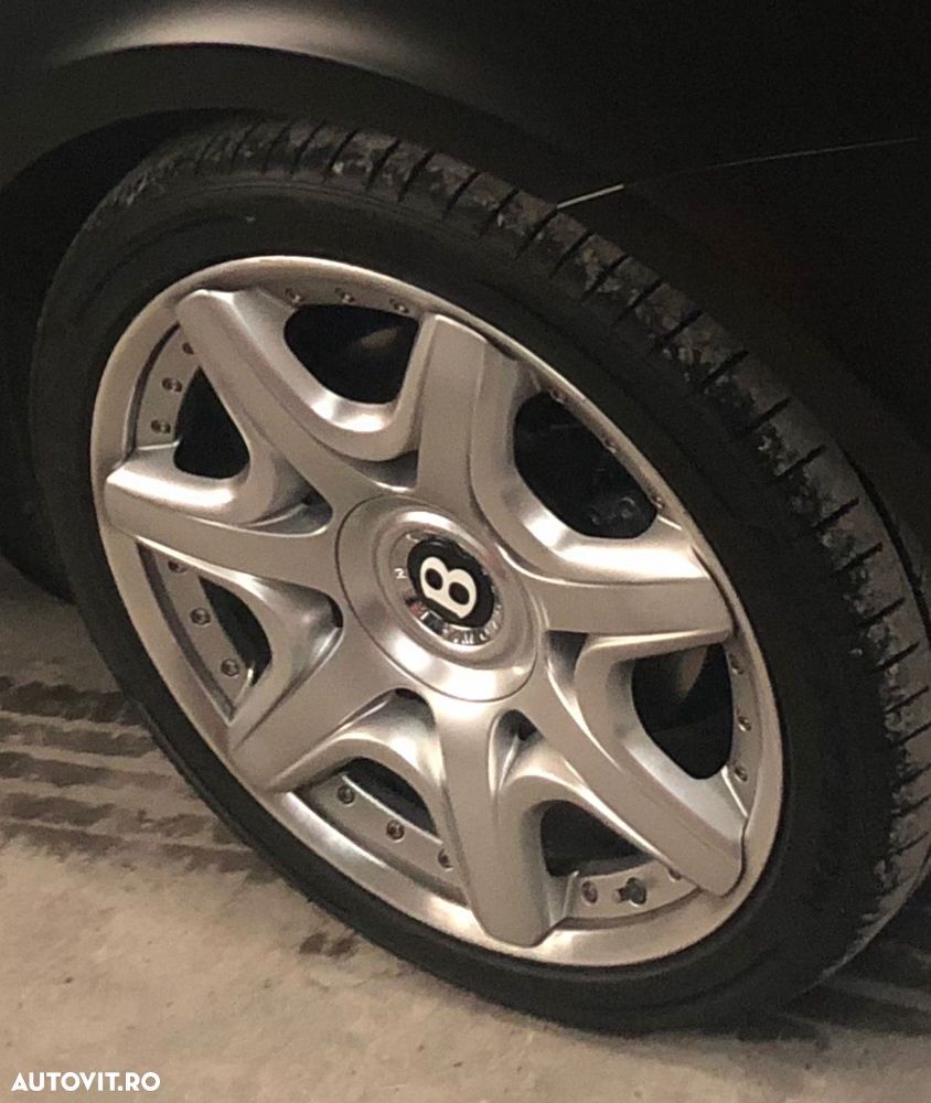 Bentley Continental - 9