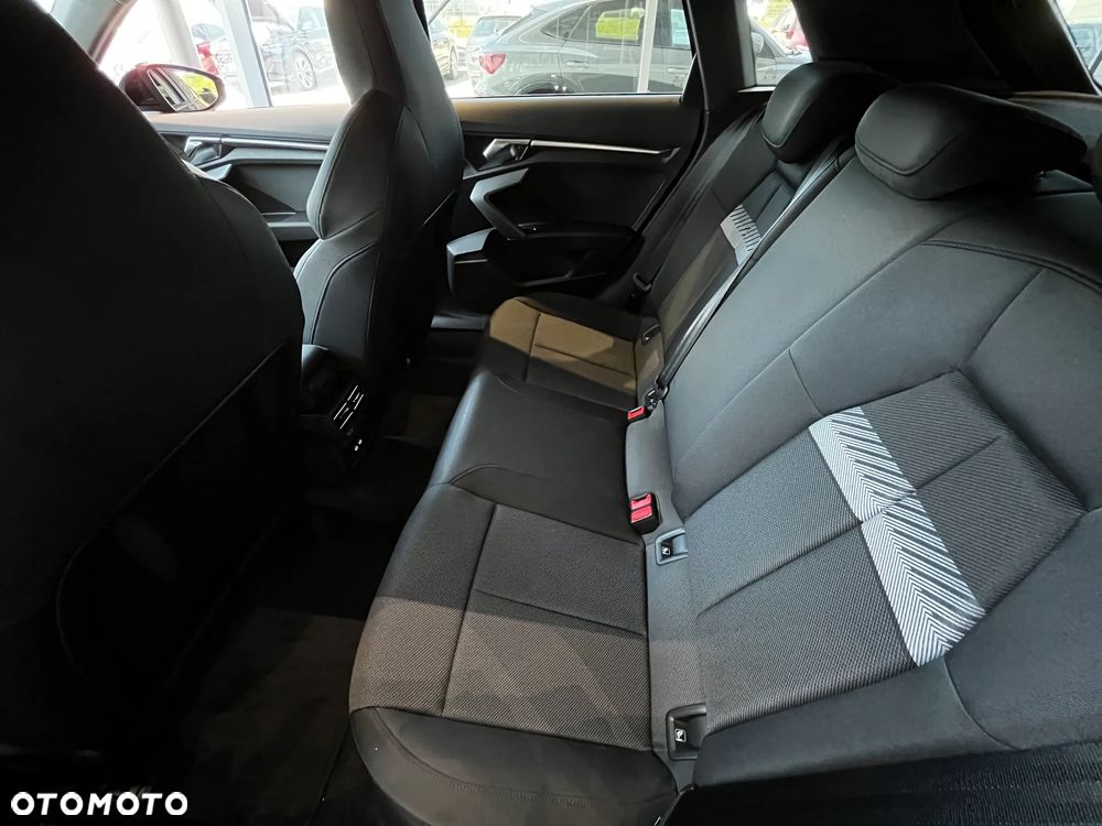 Audi A3 Sportback TFSI mHEV 110 kW Advanced S tronic - 29