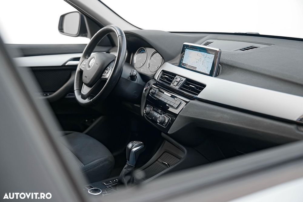 BMW X1 xDrive25e Advantage - 17