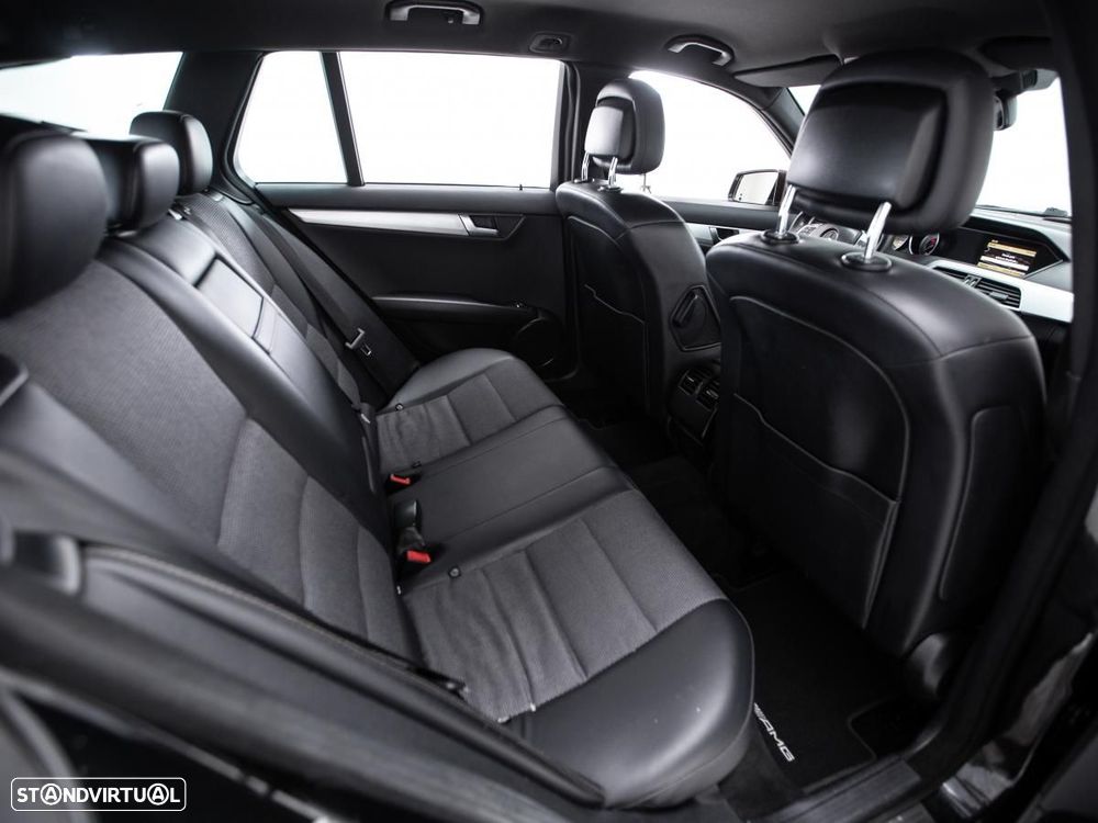 Mercedes-Benz C 220 - 11