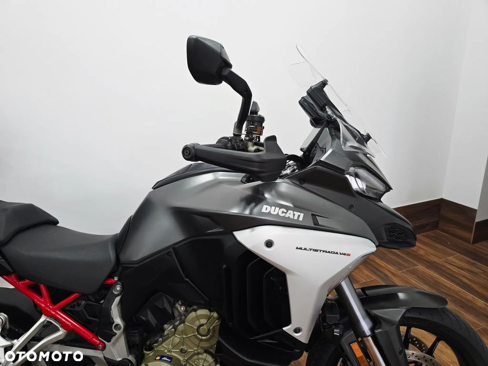 Ducati Multistrada - 8