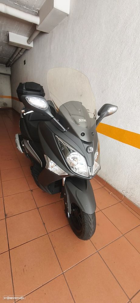 Sym GTS GTS125i - 8