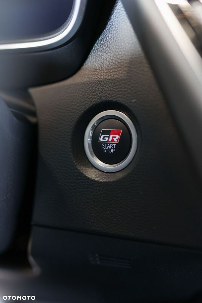 Toyota Corolla 2.0 Hybrid GR Sport Dynamic - 33