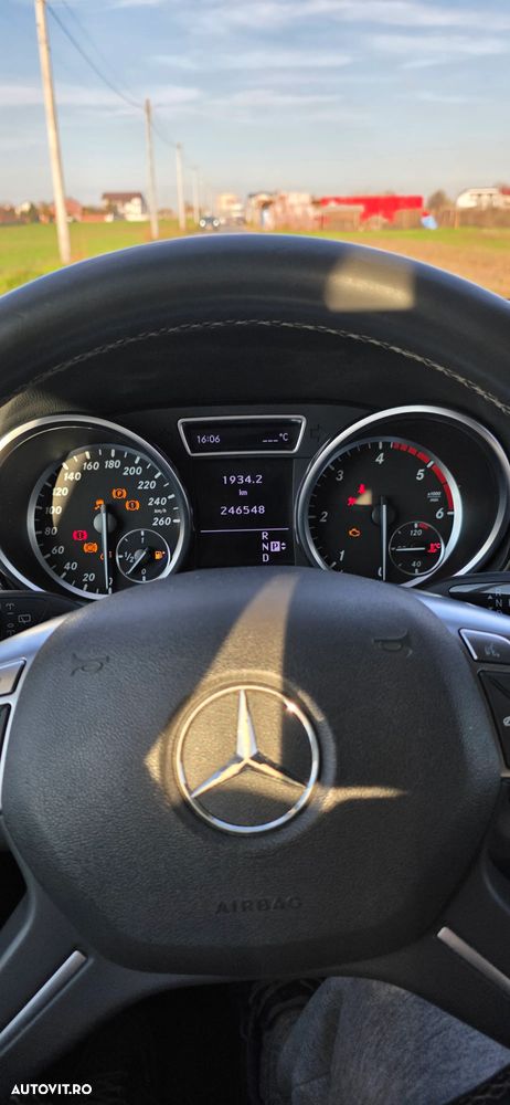 Mercedes-Benz ML 350 BlueTEC 4MATIC 7G-TRONIC Edition 1 - 7