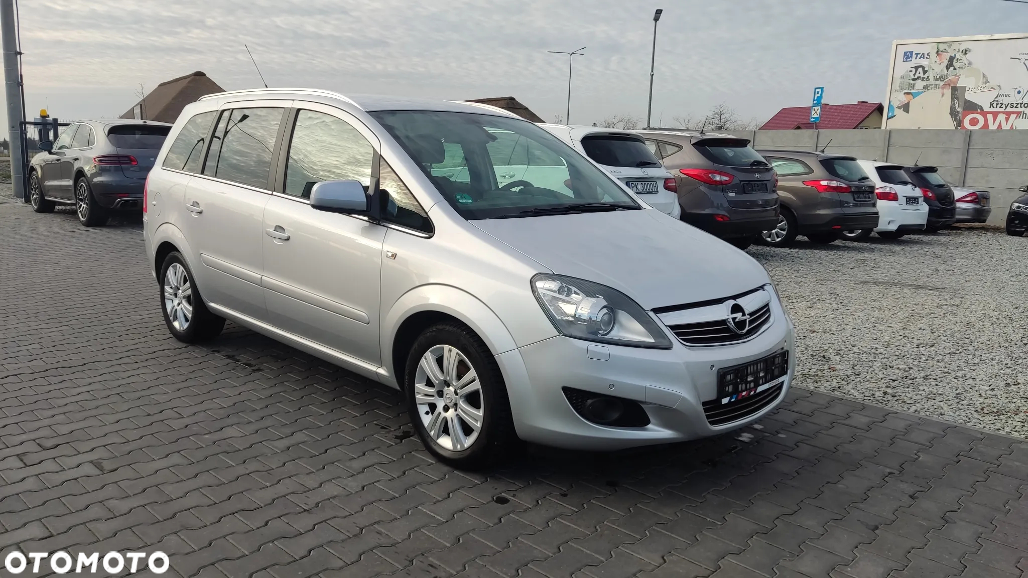 Opel Zafira 1.8 Cosmo - 9