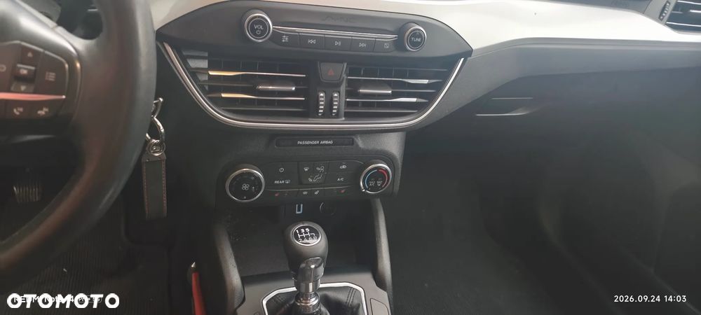 Ford Focus 1.0 EcoBoost Start-Stopp-System COOL&CONNECT - 18