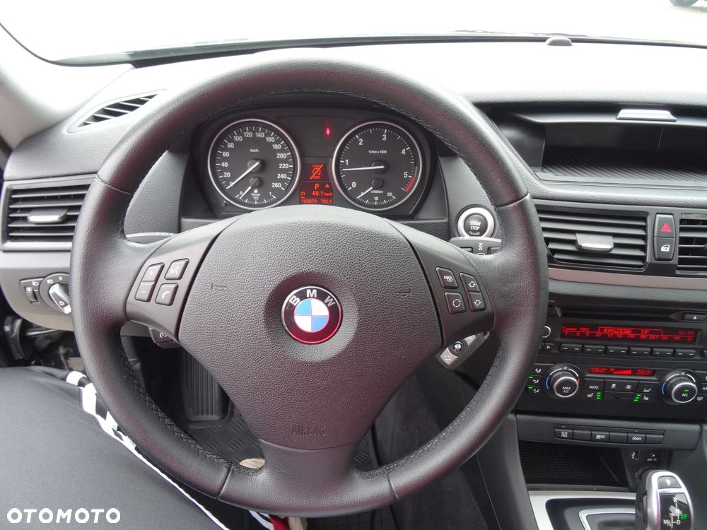 BMW X1 sDrive16d Sport Line - 11