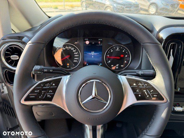 Mercedes-Benz Vito - 11