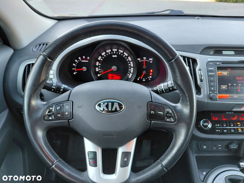 Kia Sportage - 11