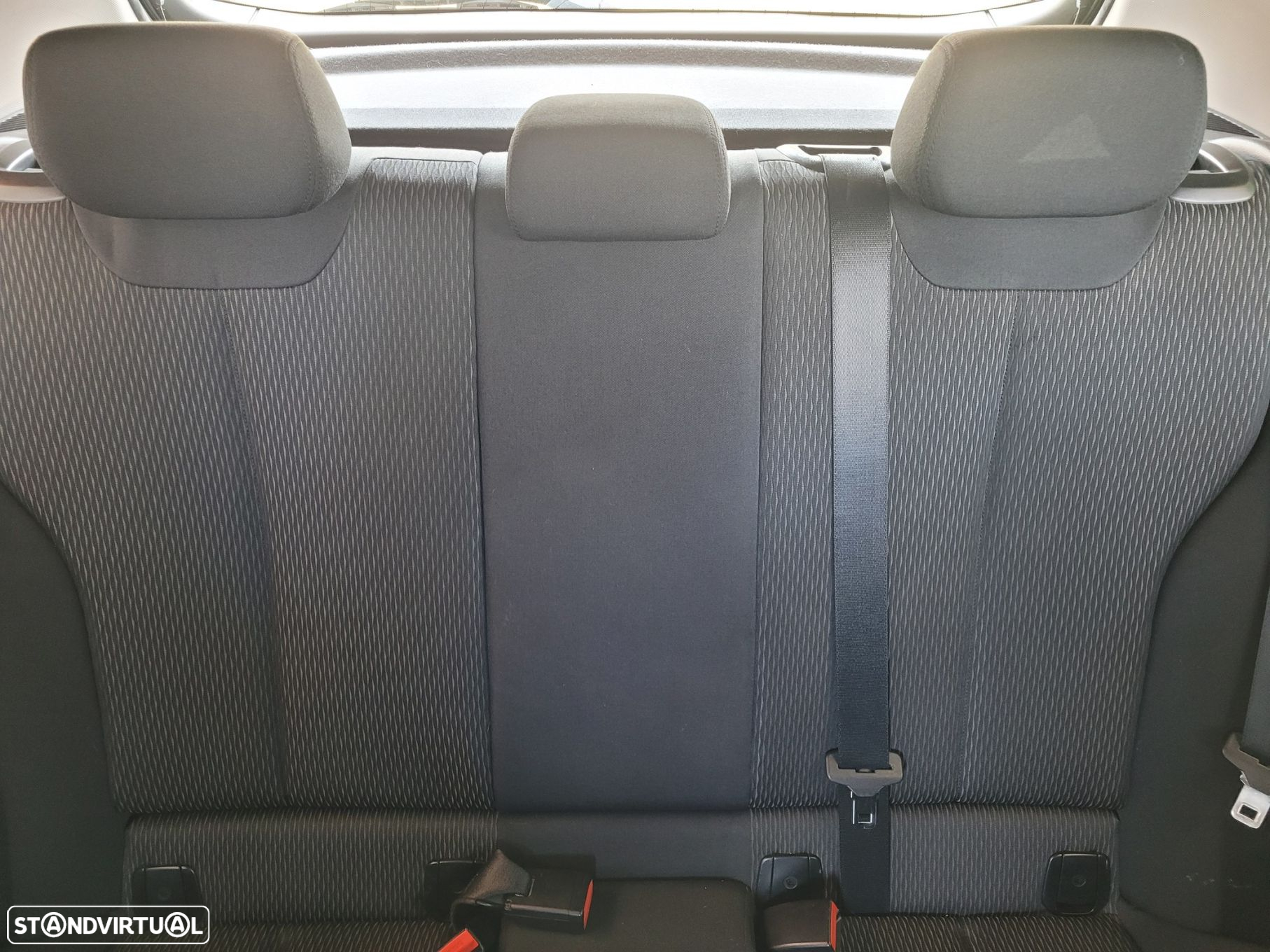 BMW 116 d EDynamics Line Urban - 19
