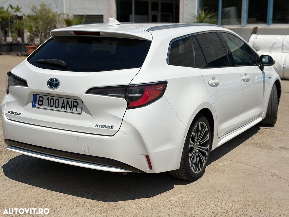 Toyota Corolla 1.8 HSD Exclusive interior Negru - 8