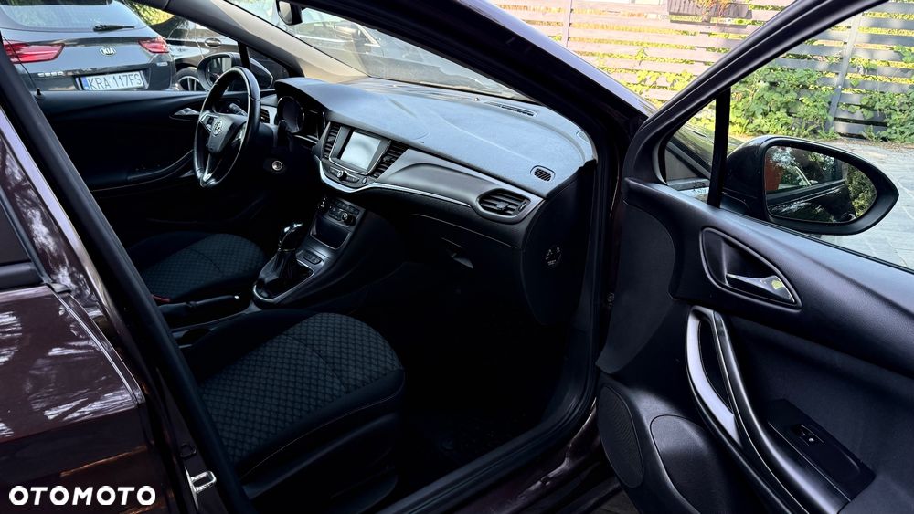 Opel Astra 1.4 Turbo Dynamic - 29