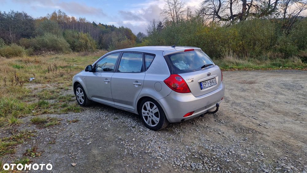 Kia Ceed 1.4 Comfort + - 5