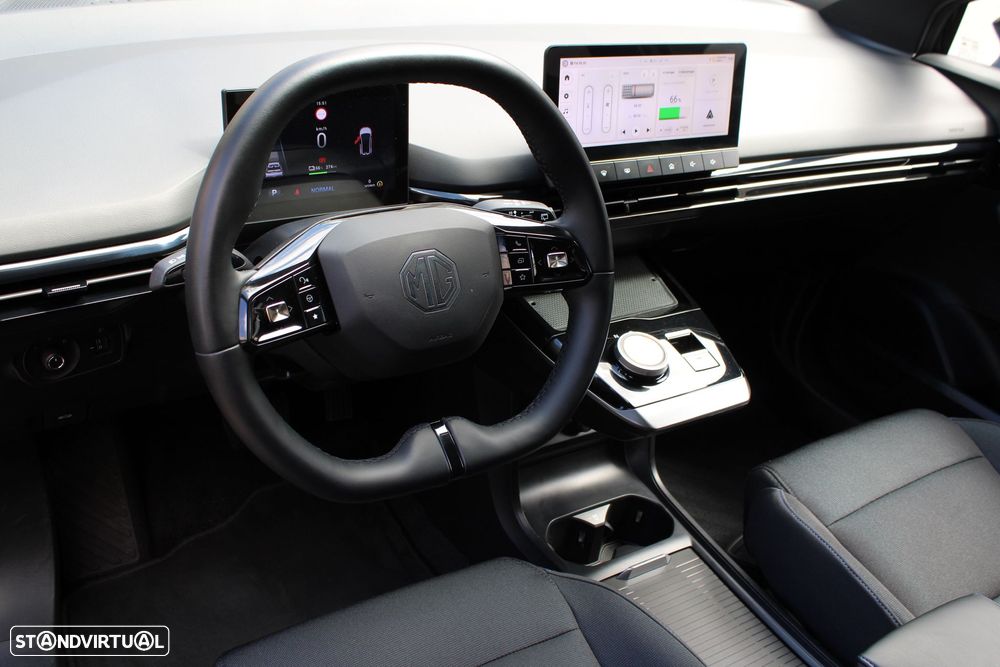 MG MG4 Luxury 49 kWh - 7