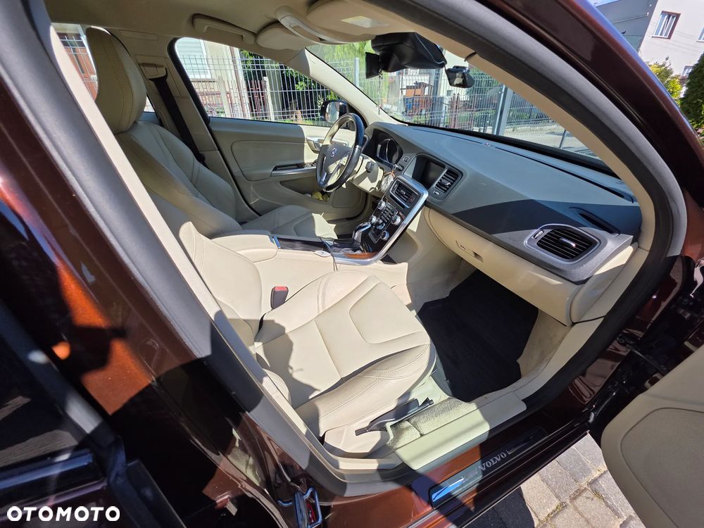 Volvo S60 2.5 T5 AWD - 17