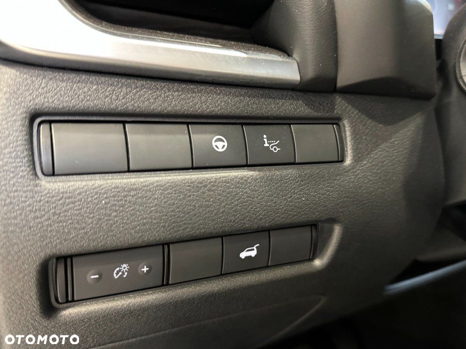 Nissan X-Trail - 18