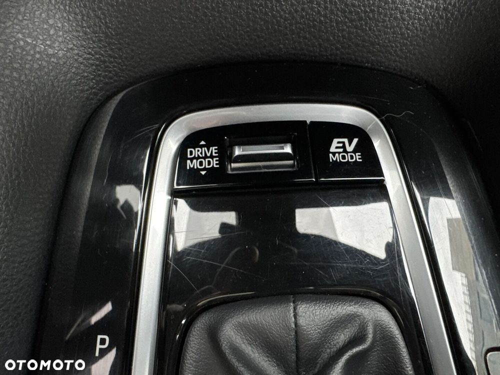 Toyota Corolla 2.0 Hybrid Comfort - 27