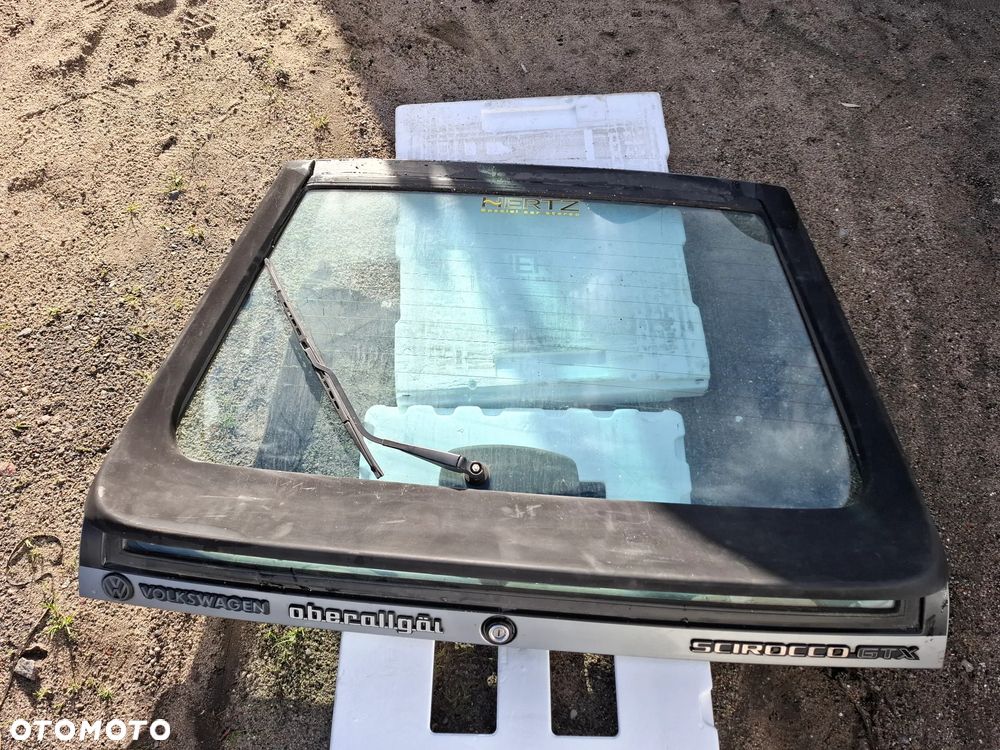 VOLKSWAGEN SCIROCCO I  GTX KLAPA TYŁ KOMPLETNA IGEŁKA - 2